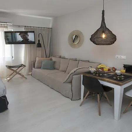 Apartment Ermou Stylish By Ghh Athen